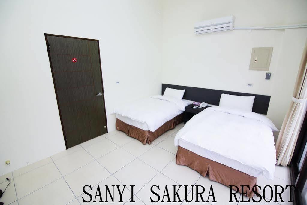 Sanyi Sakura Resort Buitenkant foto