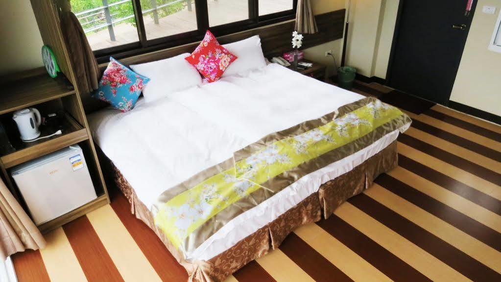 Sanyi Sakura Resort Buitenkant foto